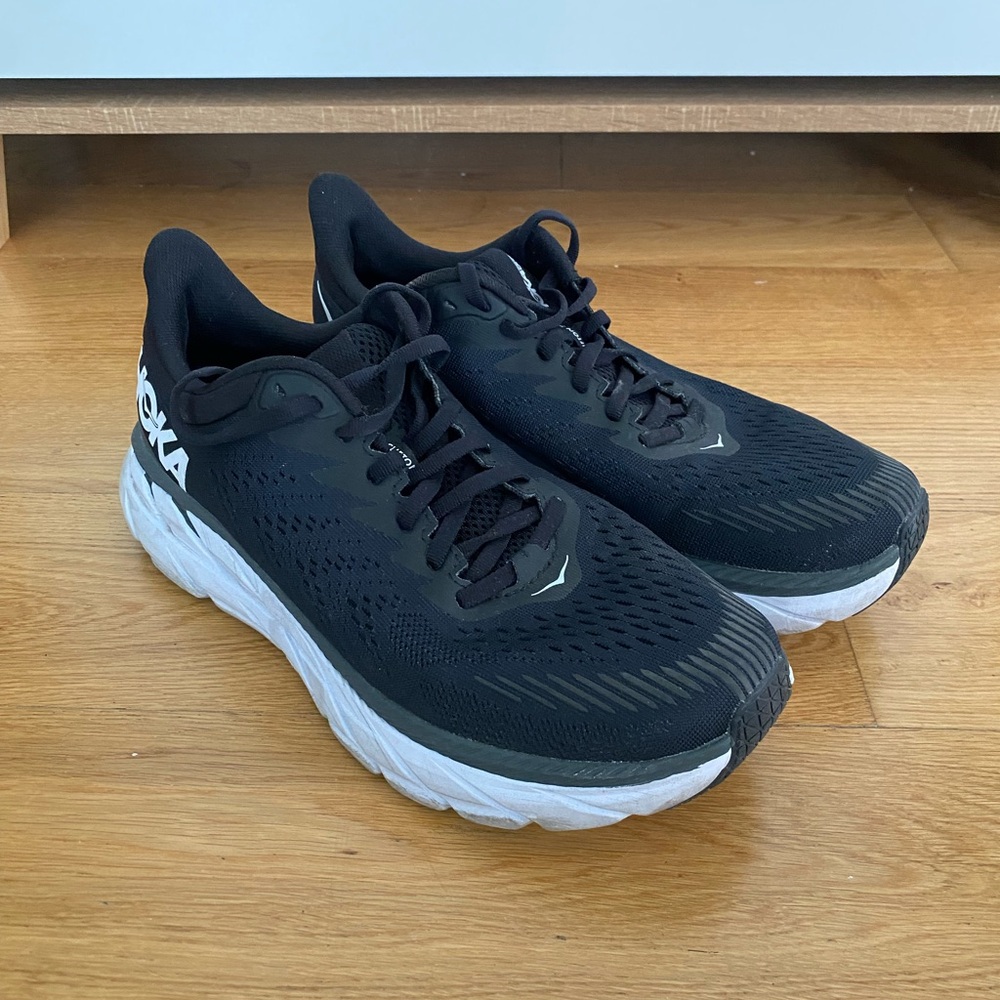 Hoka Clifton 7 running shoes Size 8.5